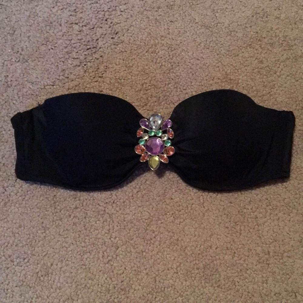 Victoria’s Secret Strapless Bikini Top